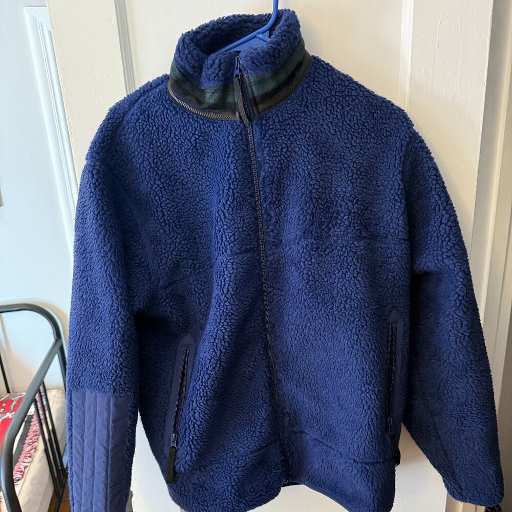 Manresa The Selkirk Fleece Navy Small